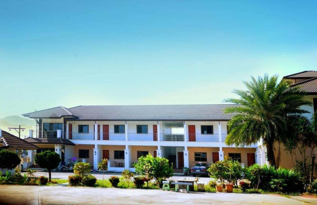 Hotel Tararin Chiang Saen Esterno foto