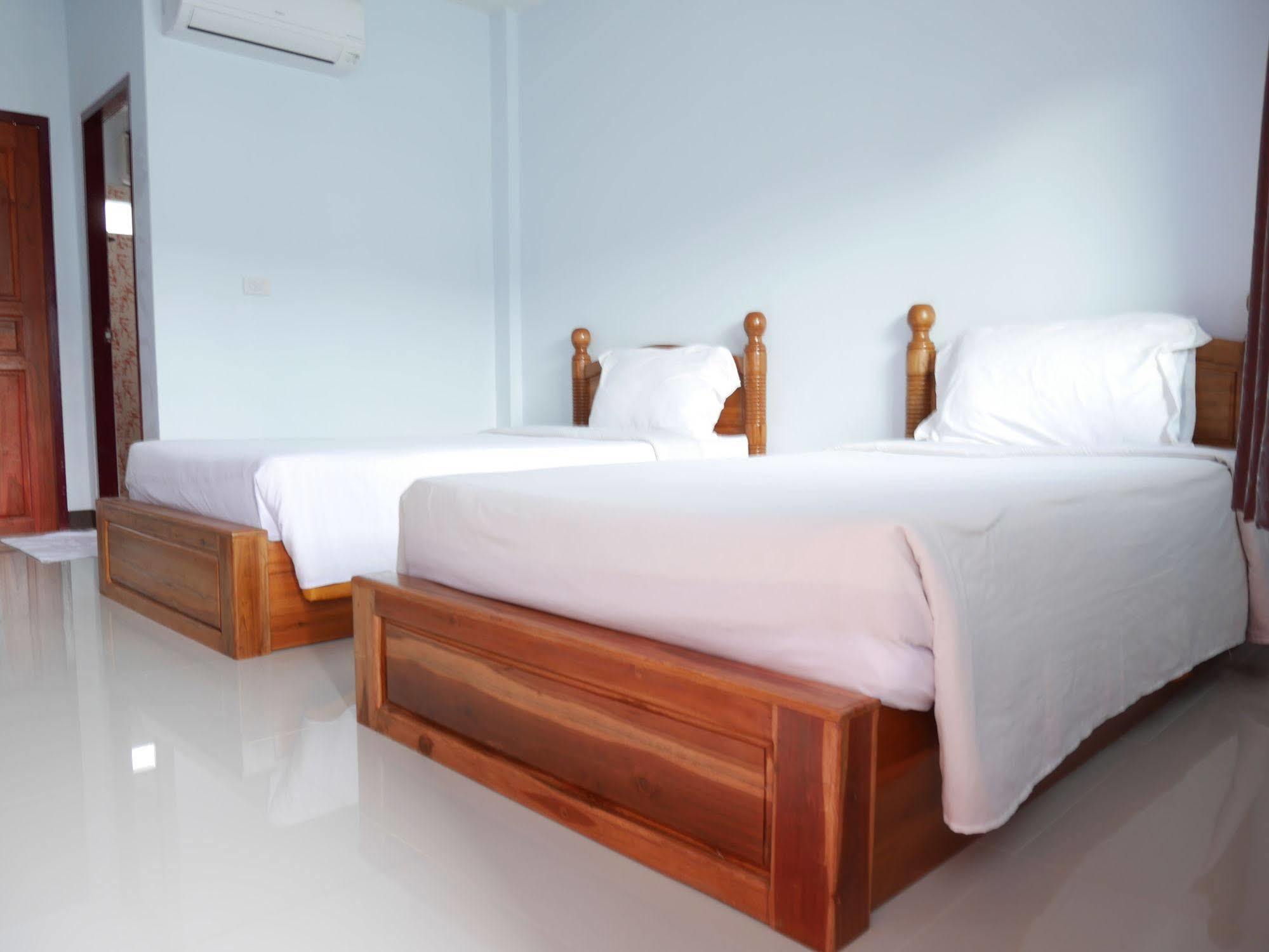 Hotel Tararin Chiang Saen Esterno foto